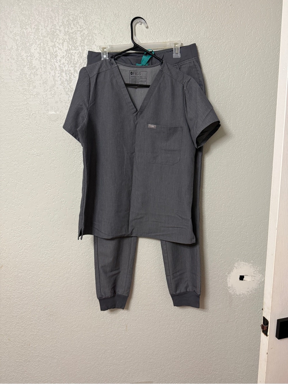 Figs Women's Gray V-Neck Scrub Top and Jogger Pants